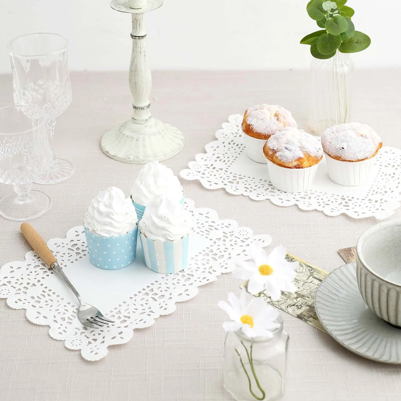 100 Pcs White Food Grade Paper Placemats, Rectangle Lace Paper Doilies 7"x10"