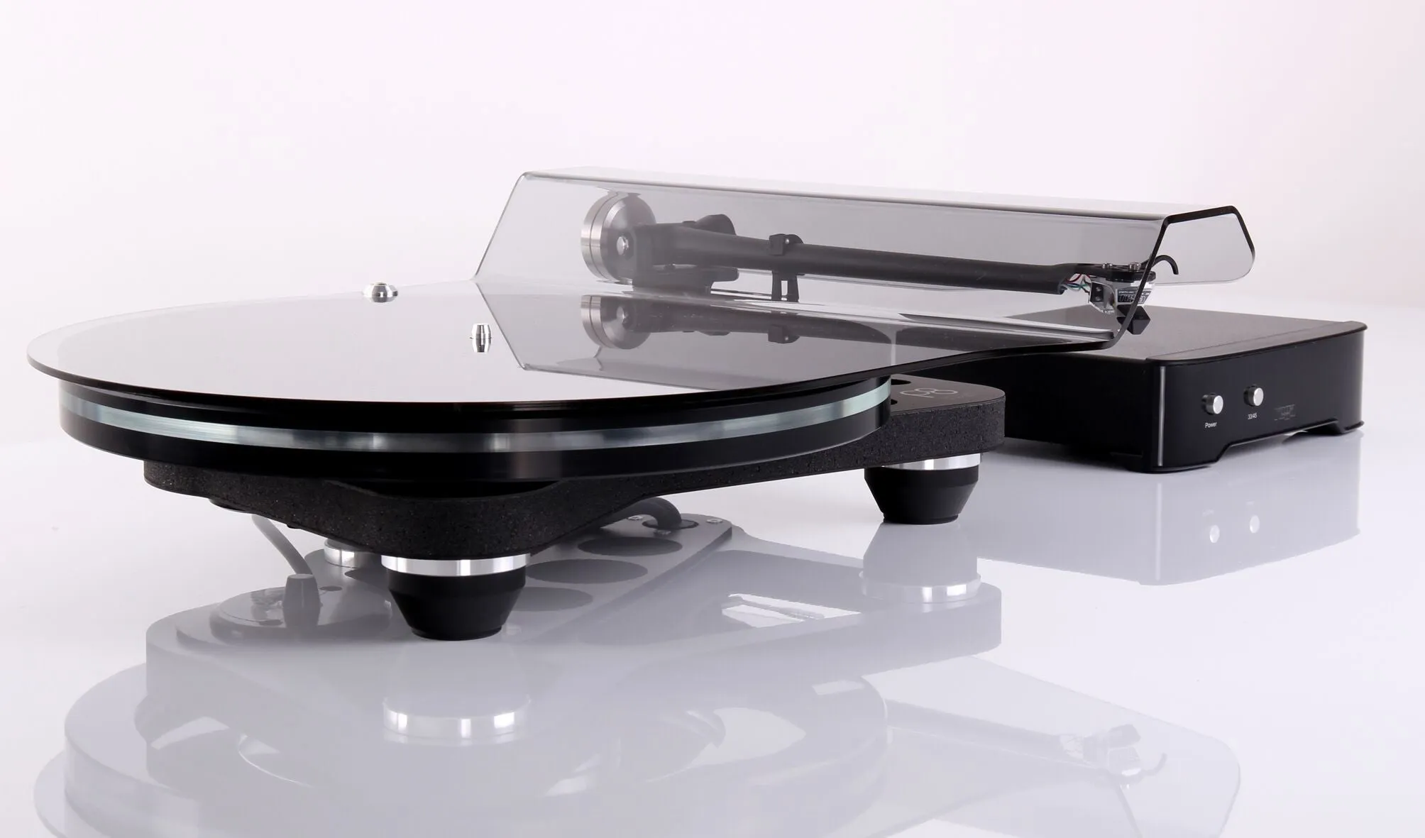 Rega Planar 8 Turntable with Neo TT-PSU Power Supply Upgrade