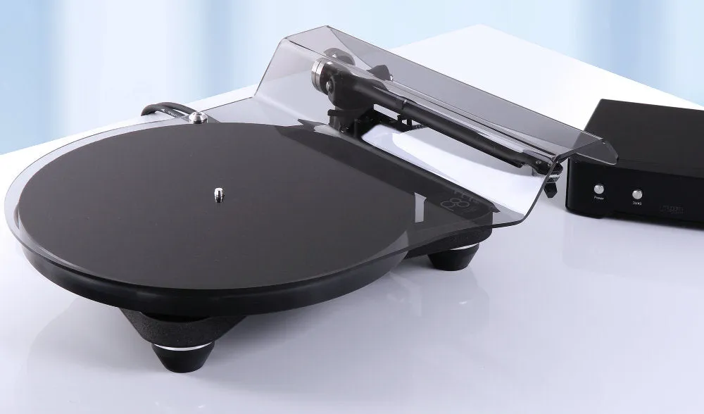 Rega Planar 8 Turntable