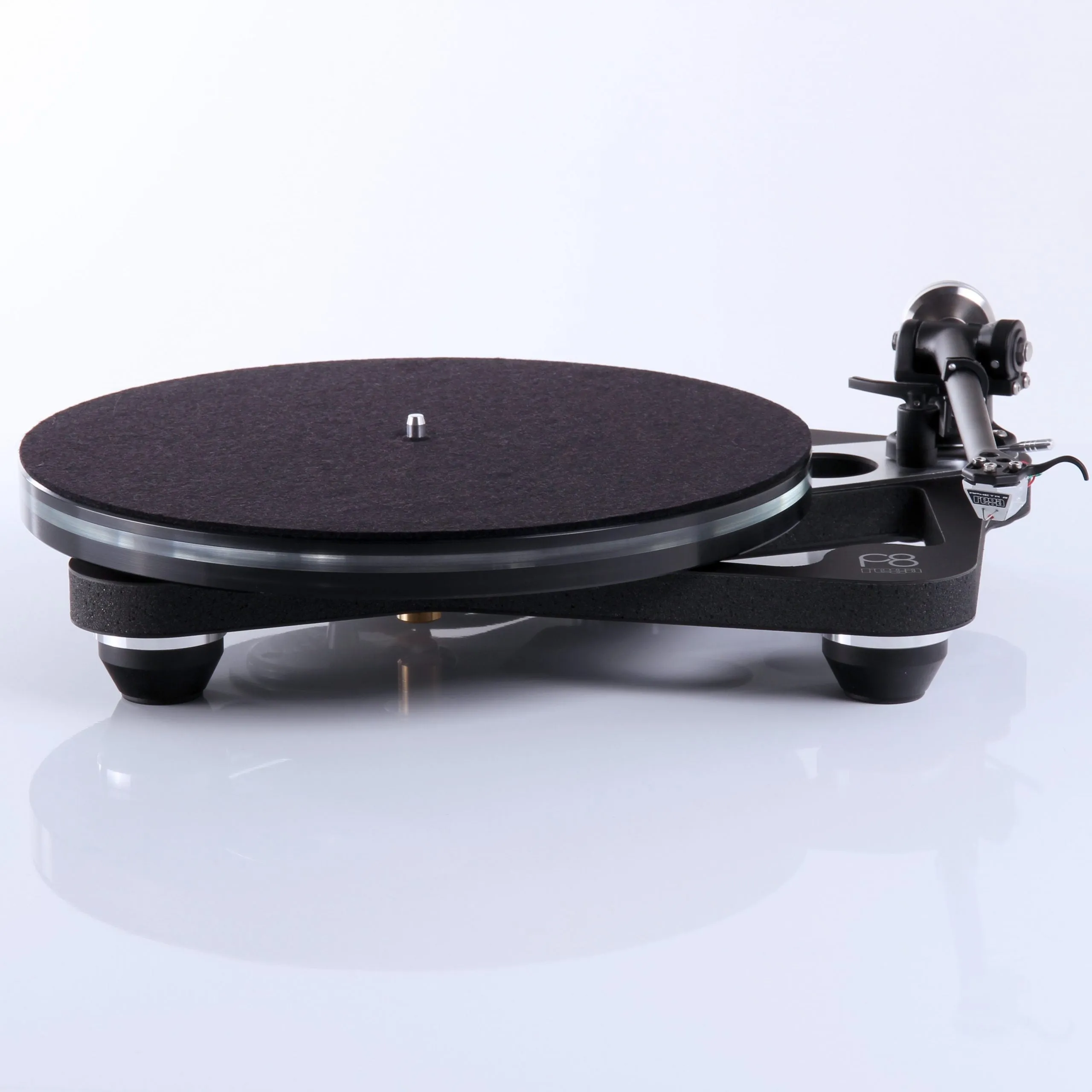 Rega Planar 8 Turntable